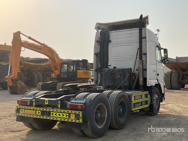 2002 Volvo FH12 6x4 T/A Sleeper Truck Tractor - Trekker: afbeelding 3 2002 Volvo FH12 6x4 T/A Sleeper Truck Tractor - Trekker: afbeelding 3