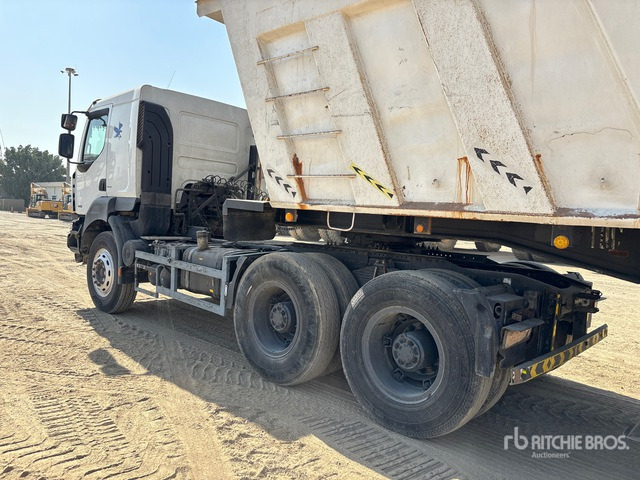 2012 Renault Kerax 440DXi 6x4 T/A Sleeper Truck Tractor - Trekker: afbeelding 2 2012 Renault Kerax 440DXi 6x4 T/A Sleeper Truck Tractor - Trekker: afbeelding 2
