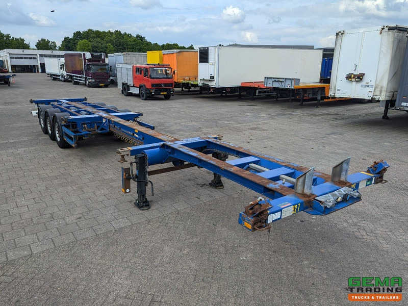 Broshuis MFCC 3-Assen SAF - Lift as - Schijfremmen - Alle aansluitingen - Containertransporter/ Wissellaadbak oplegger: afbeelding 4 Broshuis MFCC 3-Assen SAF - Lift as - Schijfremmen - Alle aansluitingen - Containertransporter/ Wissellaadbak oplegger: afbeelding 4