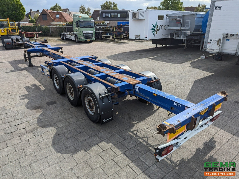 Broshuis MFCC 3-Assen SAF - Lift as - Schijfremmen - Alle aansluitingen - Containertransporter/ Wissellaadbak oplegger: afbeelding 3 Broshuis MFCC 3-Assen SAF - Lift as - Schijfremmen - Alle aansluitingen - Containertransporter/ Wissellaadbak oplegger: afbeelding 3