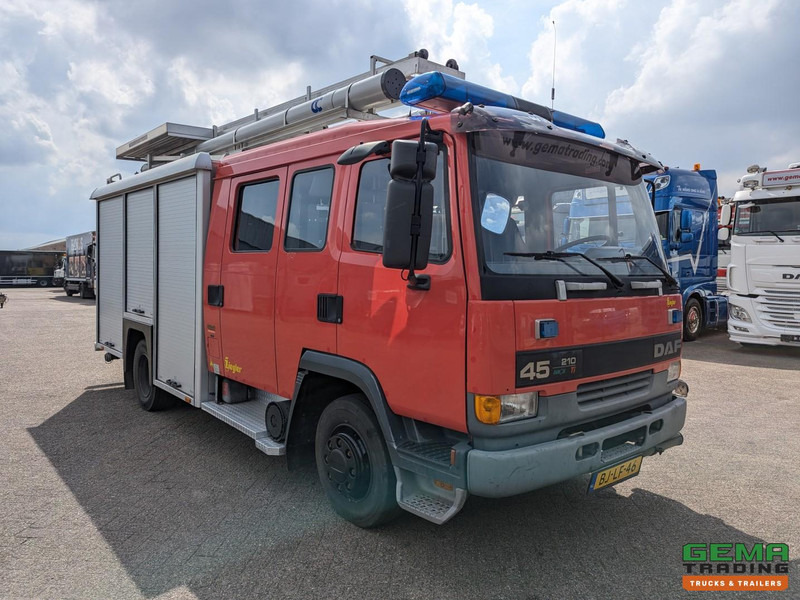 DAF AE45CE 210FF 4x2 Euro2 Ziegler TS08 LD2.800 HD265 T1.500Liters - 8 persoons - ManualGearbox - Brandweerwagen: afbeelding 4 DAF AE45CE 210FF 4x2 Euro2 Ziegler TS08 LD2.800 HD265 T1.500Liters - 8 persoons - ManualGearbox - Brandweerwagen: afbeelding 4
