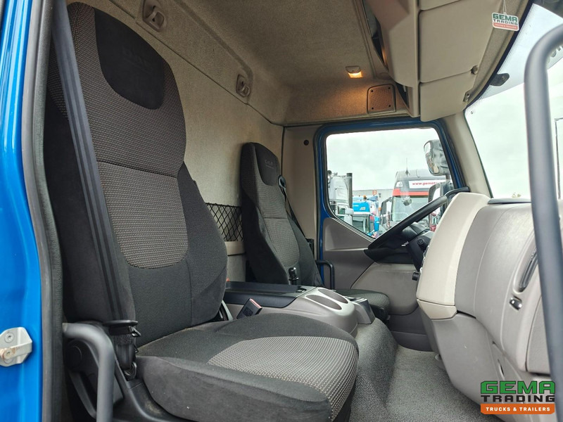 Schuifzeilen vrachtwagen DAF FA LF280 4x2 Dagcab Euro6 - 6CIL - SchuifzeilenBak 7.5m + Laadklep 2500kg - HH Vloer: afbeelding 17