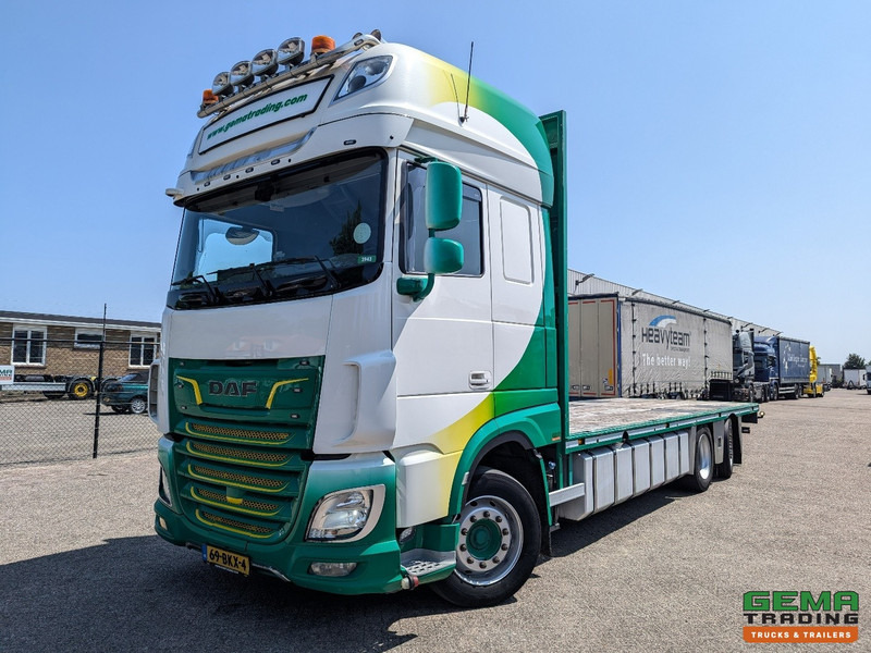 DAF XF 530 FAN 6x2/4 SuperSpaceCab Euro6C - Retarder - OpenLaadbak 7.4M - SmartTacho V2 - NOKKENAS problem - 05/2026 - Fourage APK - Vrachtwagen met open laadbak: afbeelding 1 DAF XF 530 FAN 6x2/4 SuperSpaceCab Euro6C - Retarder - OpenLaadbak 7.4M - SmartTacho V2 - NOKKENAS problem - 05/2026 - Fourage APK - Vrachtwagen met open laadbak: afbeelding 1