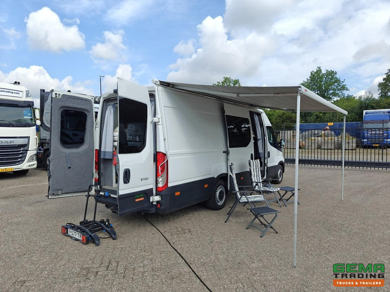 Iveco Daily 5-130 2 Persoons Camper - Airco/Boiler/Toilet - 134.000km - Fiamma Luifel - Fietsendrager - 05/2026 APK - Buscamper: afbeelding 4 Iveco Daily 5-130 2 Persoons Camper - Airco/Boiler/Toilet - 134.000km - Fiamma Luifel - Fietsendrager - 05/2026 APK - Buscamper: afbeelding 4
