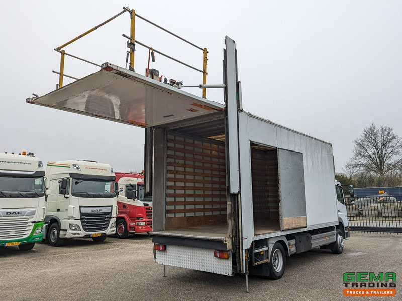 Mercedes-Benz Atego 1218 4x2 Dagcab Euro3 12T - Geslotenbak 6.2m - Portaallift - Hydr. steunpoten - Verhuiswagen - Bakwagen: afbeelding 2 Mercedes-Benz Atego 1218 4x2 Dagcab Euro3 12T - Geslotenbak 6.2m - Portaallift - Hydr. steunpoten - Verhuiswagen - Bakwagen: afbeelding 2