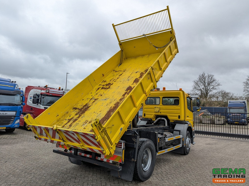 Mercedes-Benz Axor 1828 4x2 Daycab Euro3 - Kipper - Voll Bladvering - 56.087 km Origineel! - Kipper vrachtwagen: afbeelding 2 Mercedes-Benz Axor 1828 4x2 Daycab Euro3 - Kipper - Voll Bladvering - 56.087 km Origineel! - Kipper vrachtwagen: afbeelding 2
