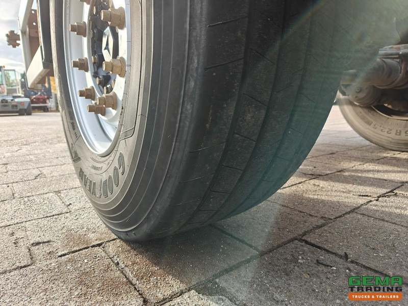 Leasing Renders EURO 700 2 Assen mb - 20FT aansluiting - Schijfremmen - 3040KG Renders EURO 700 2 Assen mb - 20FT aansluiting - Schijfremmen - 3040KG: afbeelding 15