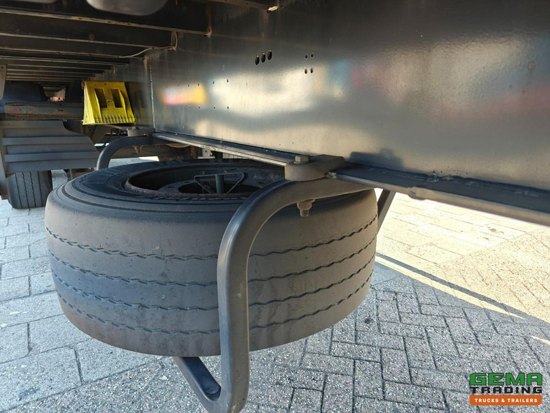 Gesloten oplegger SYSTEM TRAILERS GS PRS 18 2-Assen SAF - LiftAs en StuurAs -  Schijfremmen - Gesloten Opbouw - Laadklep 2000KG: afbeelding 13 Gesloten oplegger SYSTEM TRAILERS GS PRS 18 2-Assen SAF - LiftAs en StuurAs -  Schijfremmen - Gesloten Opbouw - Laadklep 2000KG: afbeelding 13