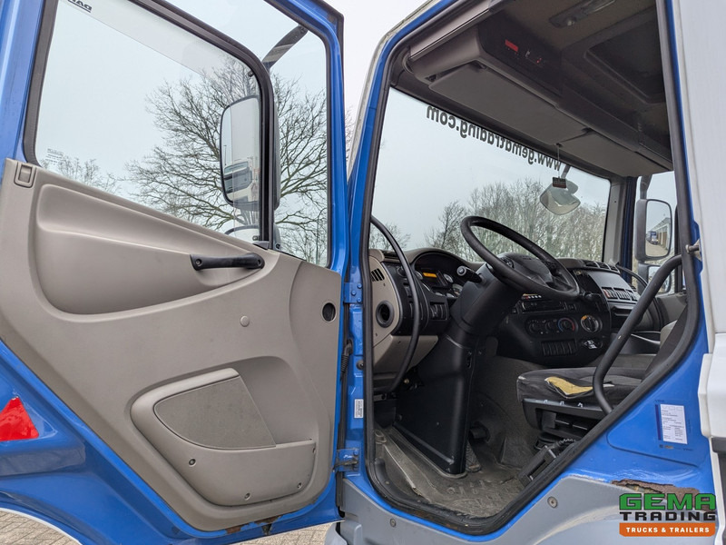 Interieur foto 2: Trekker DAF FT CF85.360 4x2 Daycab Euro5 Groot Brandstoffilter - 6760kg