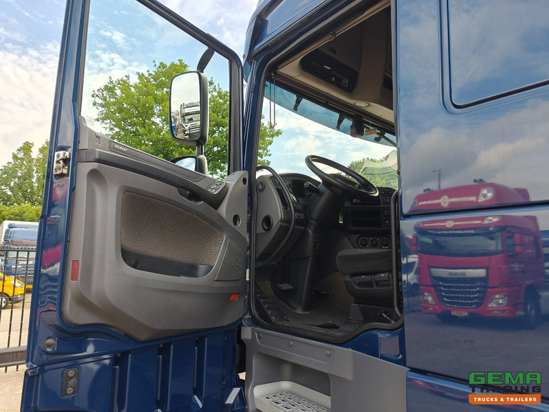 Trekker DAF XF 440 FT 4x2 SuperSpaceCab Euro6A - MEGA - Retarder - HandGeschakeld - 283.000KM!: afbeelding 11