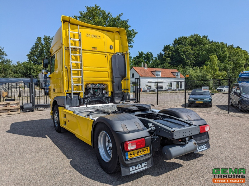DAF XF 450 FT 4x2 SuperSpaceCab Euro6C - Retarder - Standairco - Dubbele Tanks - SMARTtachoV2 - Trekker: afbeelding 4 DAF XF 450 FT 4x2 SuperSpaceCab Euro6C - Retarder - Standairco - Dubbele Tanks - SMARTtachoV2 - Trekker: afbeelding 4