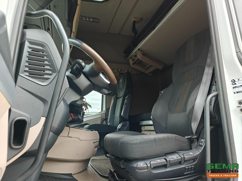 DAF XG+ 480 FT 4x2 Euro6E - MEGA/Lowdeck - Retarder - Dubbele tanks - MirrorCam - 320.000KM - Trekker: afbeelding 5 DAF XG+ 480 FT 4x2 Euro6E - MEGA/Lowdeck - Retarder - Dubbele tanks - MirrorCam - 320.000KM - Trekker: afbeelding 5