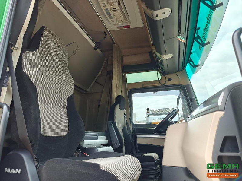 Trekker MAN TGX 18.460 4x2 XXL Euro6 - MEGA - Retarder - Dubbele Tanks - StandAirco - Navi: afbeelding 16 Trekker MAN TGX 18.460 4x2 XXL Euro6 - MEGA - Retarder - Dubbele Tanks - StandAirco - Navi: afbeelding 16