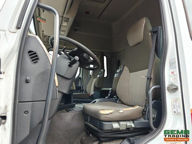 Renault Premium 430 4x2 Dagcab Euro5 - 216.000KM - 4 Zitplaatsen - Rij school - Reserve Wiel - Trekker: afbeelding 5 Renault Premium 430 4x2 Dagcab Euro5 - 216.000KM - 4 Zitplaatsen - Rij school - Reserve Wiel - Trekker: afbeelding 5