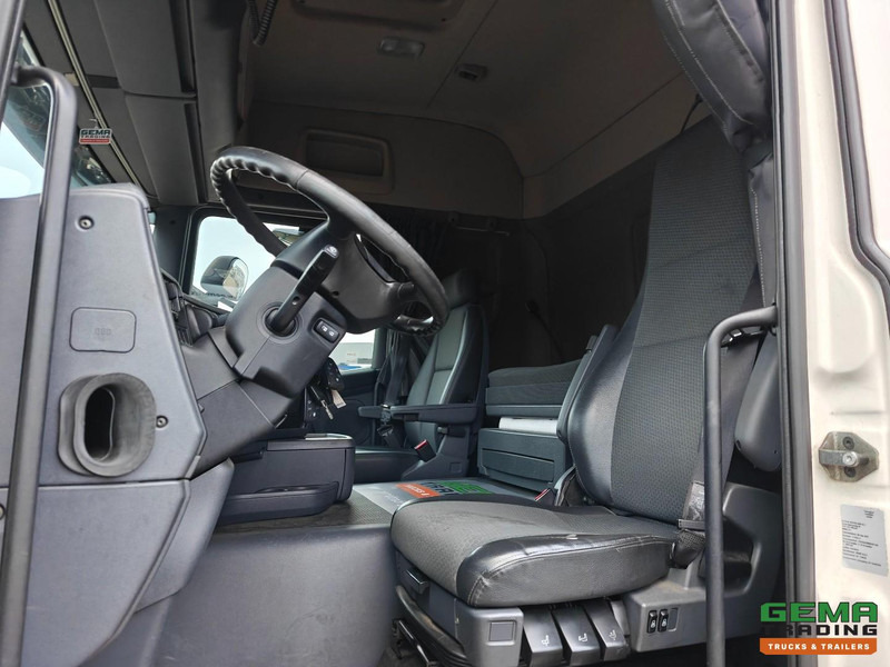Scania G410 4x2 Highline Euro6A - Vollucht - Pneumatische Hefschotel - 375.000km - 10/2026 APK - Trekker: afbeelding 5 Scania G410 4x2 Highline Euro6A - Vollucht - Pneumatische Hefschotel - 375.000km - 10/2026 APK - Trekker: afbeelding 5