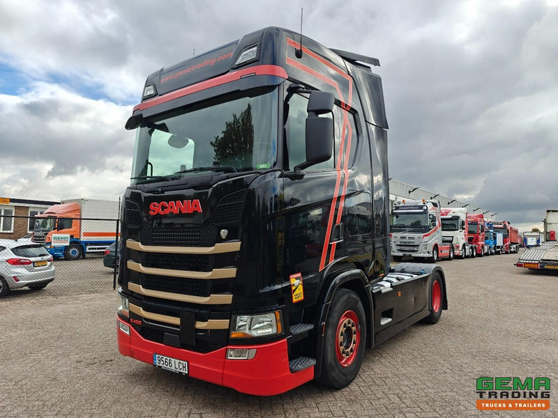 Scania S450 4x2 Highline Euro6D - Retarder - Dubbele Tanks - Standairco - SMARTTacho V2 - Trekker: afbeelding 1 Scania S450 4x2 Highline Euro6D - Retarder - Dubbele Tanks - Standairco - SMARTTacho V2 - Trekker: afbeelding 1