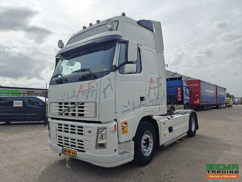Volvo FH460 4x2 Globetrotter XL Euro3 - Dubbele Tanks - NL Truck - Trekker: afbeelding 1 Volvo FH460 4x2 Globetrotter XL Euro3 - Dubbele Tanks - NL Truck - Trekker: afbeelding 1