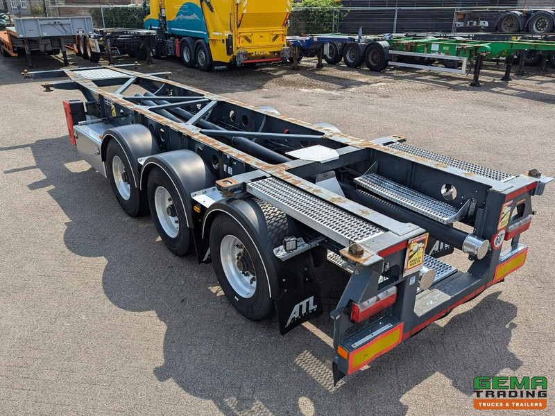 Van Hool A3C002 3-Assen BPW - 20 30FT TANK/SWAP - 3490KG - ContainerChassis - ADR - Schijfremmen - 01/2026 APK - Containertransporter/ Wissellaadbak oplegger: afbeelding 3 Van Hool A3C002 3-Assen BPW - 20 30FT TANK/SWAP - 3490KG - ContainerChassis - ADR - Schijfremmen - 01/2026 APK - Containertransporter/ Wissellaadbak oplegger: afbeelding 3