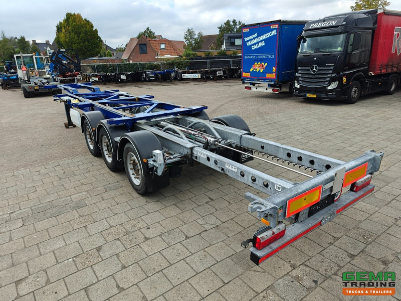 Van Hool A3C002 3-Assen JOST - Schijfremmen - Alle aansluitingen / Universeel chassis - TOP! - 10 stuks op Voorraad - Containertransporter/ Wissellaadbak oplegger: afbeelding 5 Van Hool A3C002 3-Assen JOST - Schijfremmen - Alle aansluitingen / Universeel chassis - TOP! - 10 stuks op Voorraad - Containertransporter/ Wissellaadbak oplegger: afbeelding 5