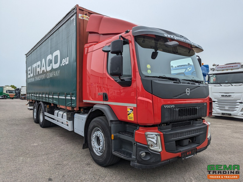 Volvo FE 320 6x2 Slaapcab Euro6 - BDF / SchuifzeilenBak 7.6M + Laadklep 1500KG - Rongpotten/Rongen - Schuifzeilen vrachtwagen: afbeelding 4 Volvo FE 320 6x2 Slaapcab Euro6 - BDF / SchuifzeilenBak 7.6M + Laadklep 1500KG - Rongpotten/Rongen - Schuifzeilen vrachtwagen: afbeelding 4