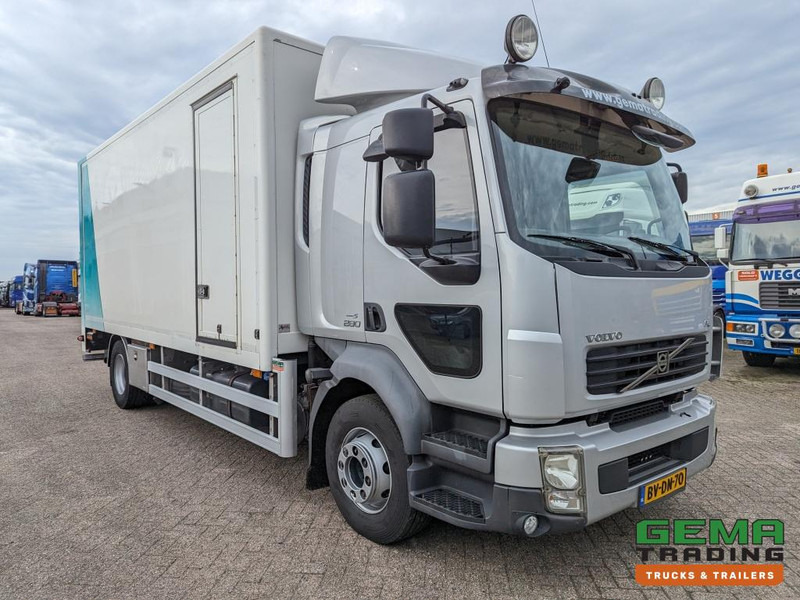 Volvo FL280 4x2 SleepCab 16T Euro5 6CIL - 5.60m GeslotenBak + Laadklep 2500KG - Standkachel - Zijdeur - Servicewagen (V758) - Bakwagen: afbeelding 3 Volvo FL280 4x2 SleepCab 16T Euro5 6CIL - 5.60m GeslotenBak + Laadklep 2500KG - Standkachel - Zijdeur - Servicewagen (V758) - Bakwagen: afbeelding 3