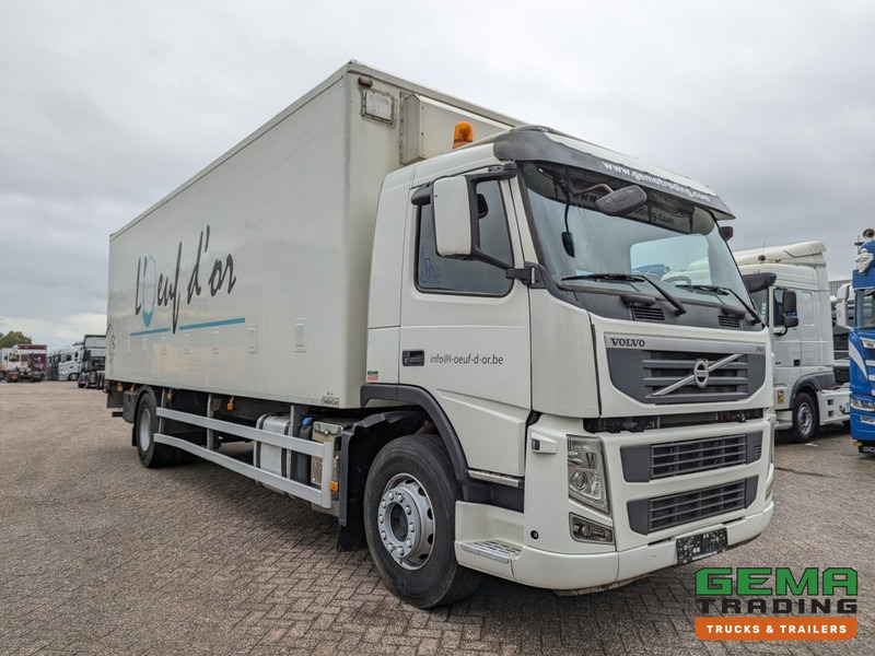 Volvo FM330 4x2 Daycab Euro5 KuikenBak 8.2m + Webasto Heater + Dhollandia 2000KG (V799) - Koelwagen vrachtwagen: afbeelding 4 Volvo FM330 4x2 Daycab Euro5 KuikenBak 8.2m + Webasto Heater + Dhollandia 2000KG (V799) - Koelwagen vrachtwagen: afbeelding 4