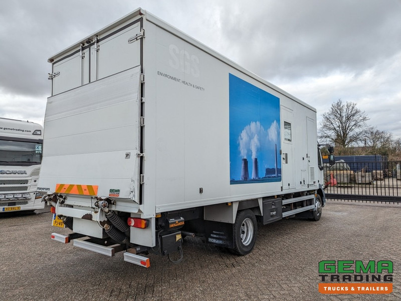 DAF FA LF55.180 4x2 Daycab 15T Euro4 Mobile Office / Camper / Workshop - Manual - Airco - Dhollandia Laadklep 1500KG - 150.000KM (V690) - Vrachtwagen: afbeelding 5 DAF FA LF55.180 4x2 Daycab 15T Euro4 Mobile Office / Camper / Workshop - Manual - Airco - Dhollandia Laadklep 1500KG - 150.000KM (V690) - Vrachtwagen: afbeelding 5
