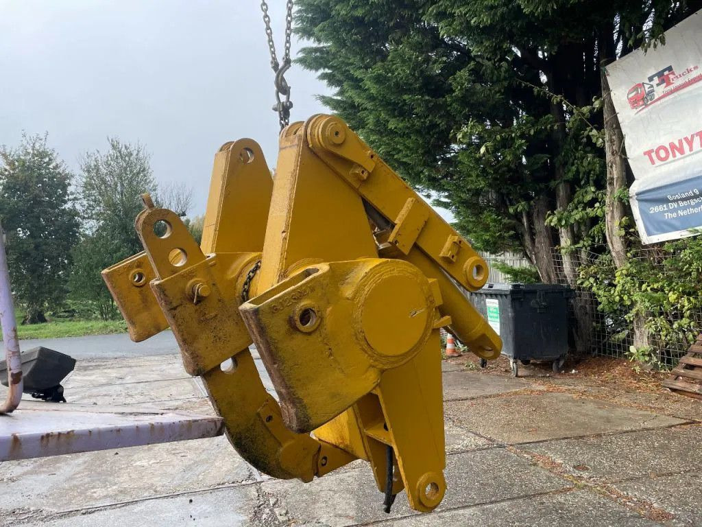 CAT Caterpillar Ripper compatible with D7R and D7H R CAT Ripper compatible with D7R and D7H Ripper compat - Ripper voor Bouwmachine: afbeelding 3 CAT Caterpillar Ripper compatible with D7R and D7H R CAT Ripper compatible with D7R and D7H Ripper compat - Ripper voor Bouwmachine: afbeelding 3