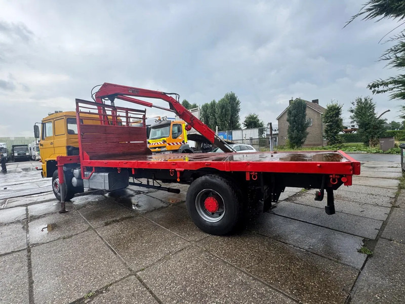 DAF 2300 4X2 Platform + Crane Spring/Spring German truck - Vrachtwagen met open laadbak: afbeelding 3 DAF 2300 4X2 Platform + Crane Spring/Spring German truck - Vrachtwagen met open laadbak: afbeelding 3