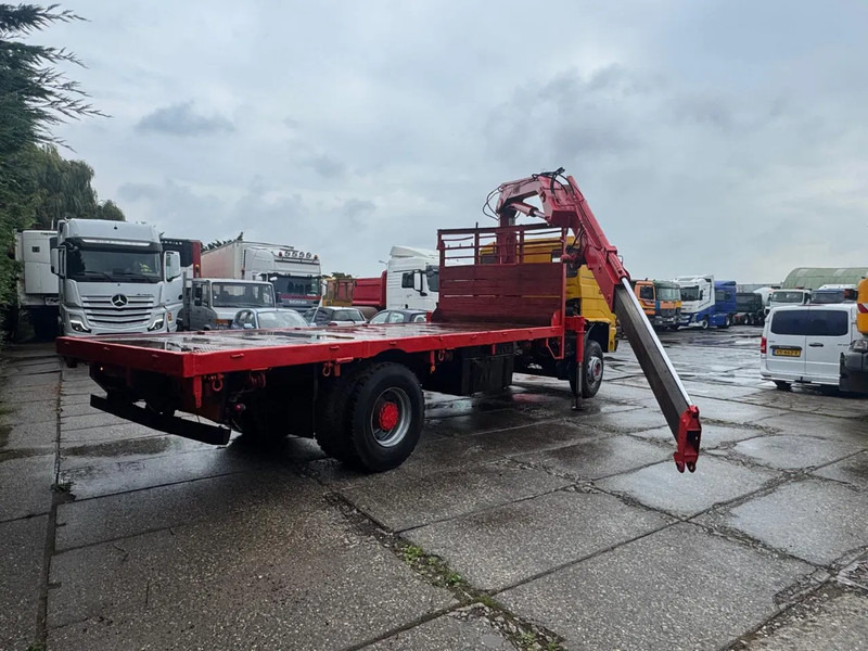 DAF 2300 4X2 Platform + Crane Spring/Spring German truck - Vrachtwagen met open laadbak: afbeelding 4 DAF 2300 4X2 Platform + Crane Spring/Spring German truck - Vrachtwagen met open laadbak: afbeelding 4