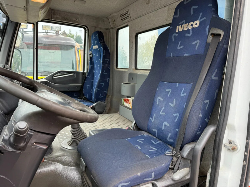 Kipper vrachtwagen Iveco Trakker 360 6X4 Tipper Spring/Spring ZF Manual gear: afbeelding 15