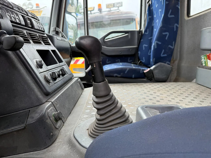 Kipper vrachtwagen Iveco Trakker 360 6X4 Tipper Spring/Spring ZF Manual gear: afbeelding 14