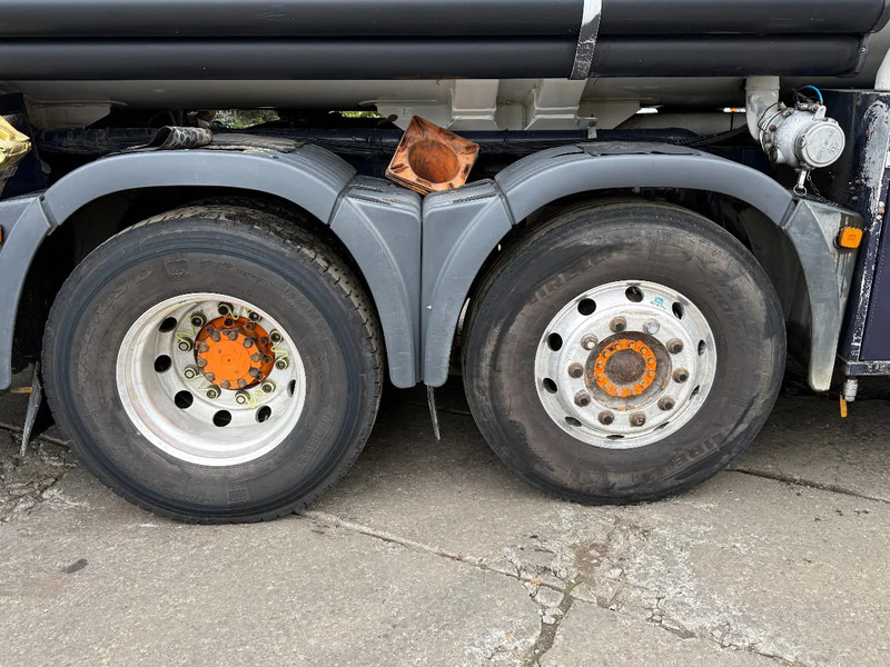 MAN TGA 26.430 6X2 Fuel Tank 21.000L 3 Comp + 2 Pump D20 Engine - Tankwagen: afbeelding 5 MAN TGA 26.430 6X2 Fuel Tank 21.000L 3 Comp + 2 Pump D20 Engine - Tankwagen: afbeelding 5