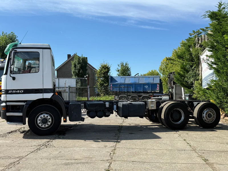 Mercedes-Benz ACTROS 2540 V6 6X2 Chassis Spring/Air EPS 3 Pedal - Chassis vrachtwagen: afbeelding 3 Mercedes-Benz ACTROS 2540 V6 6X2 Chassis Spring/Air EPS 3 Pedal - Chassis vrachtwagen: afbeelding 3