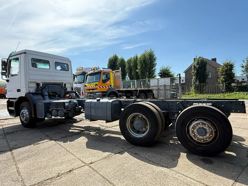 Mercedes-Benz Actros 2540 V6 6X2 Chassis Spring/Air Manual gearbox - Chassis vrachtwagen: afbeelding 5 Mercedes-Benz Actros 2540 V6 6X2 Chassis Spring/Air Manual gearbox - Chassis vrachtwagen: afbeelding 5
