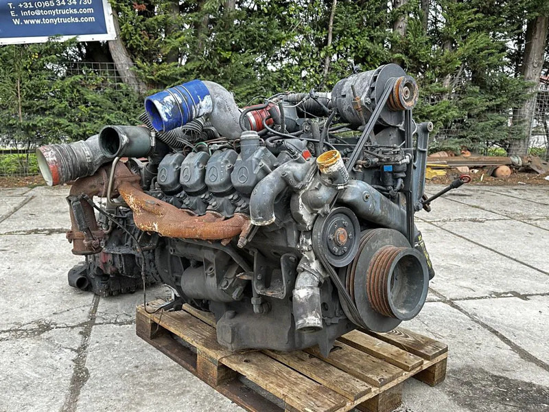Mercedes-Benz OM 442 V8 Engine 350HP + Gearbox - Motor: afbeelding 2 Mercedes-Benz OM 442 V8 Engine 350HP + Gearbox - Motor: afbeelding 2