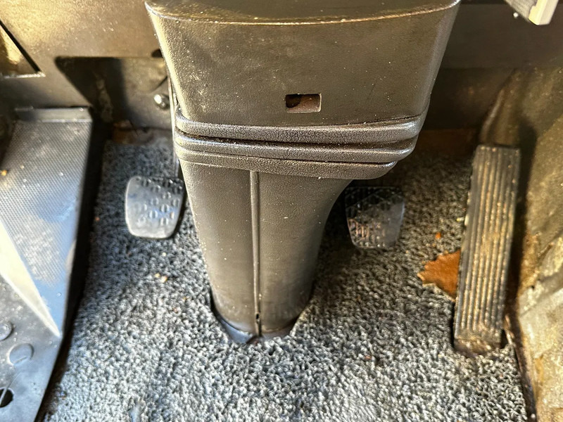 Kipper vrachtwagen Mercedes-Benz SK 1733 V6 4X2 Tipper Spring/Spring EPS Manual Gearbox: afbeelding 16