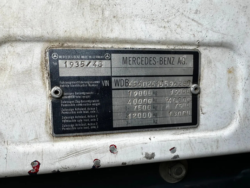 Kipper vrachtwagen, Kraanwagen Mercedes-Benz SK 1935 V8 4X2 Tipper Spring/Spring AMCO V825 9T Crane: afbeelding 13 Kipper vrachtwagen, Kraanwagen Mercedes-Benz SK 1935 V8 4X2 Tipper Spring/Spring AMCO V825 9T Crane: afbeelding 13