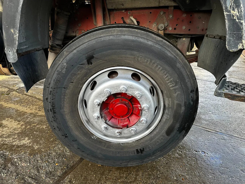 Kipper vrachtwagen, Kraanwagen Mercedes-Benz SK 1935 V8 4X2 Tipper Spring/Spring AMCO V825 9T Crane: afbeelding 12 Kipper vrachtwagen, Kraanwagen Mercedes-Benz SK 1935 V8 4X2 Tipper Spring/Spring AMCO V825 9T Crane: afbeelding 12