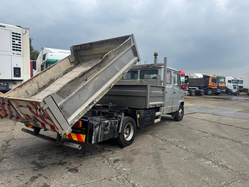Mercedes-Benz VARIO 815 4X2 Dubbel cabine Tipper Spring/Spring Manual Gear - Kipper vrachtwagen: afbeelding 4 Mercedes-Benz VARIO 815 4X2 Dubbel cabine Tipper Spring/Spring Manual Gear - Kipper vrachtwagen: afbeelding 4