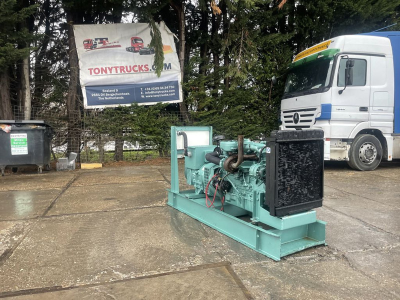 Perkins 85 KVA Generator 3 Phase - Industrie generator: afbeelding 1 Perkins 85 KVA Generator 3 Phase - Industrie generator: afbeelding 1