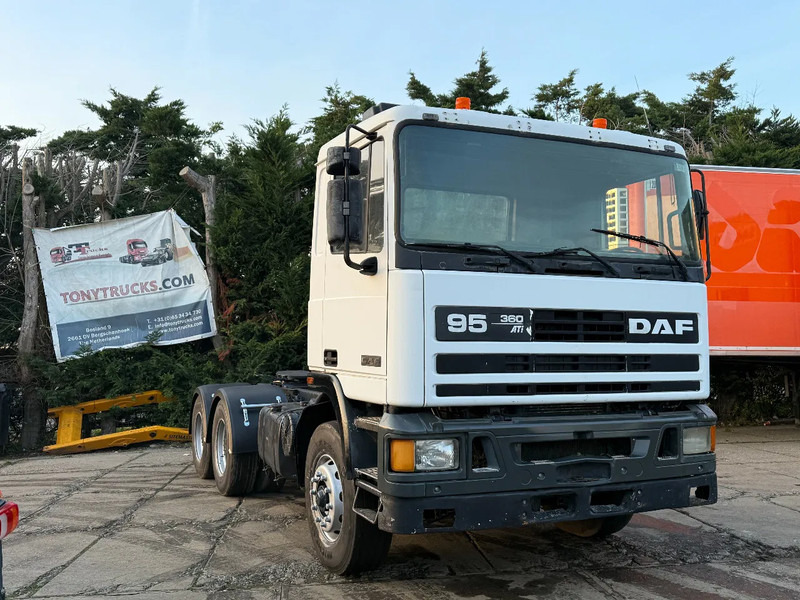 DAF 95.360 ATI 6X4 Tractor-unit Spring/Spring ZF Manual Gearbox - Trekker: afbeelding 1 DAF 95.360 ATI 6X4 Tractor-unit Spring/Spring ZF Manual Gearbox - Trekker: afbeelding 1