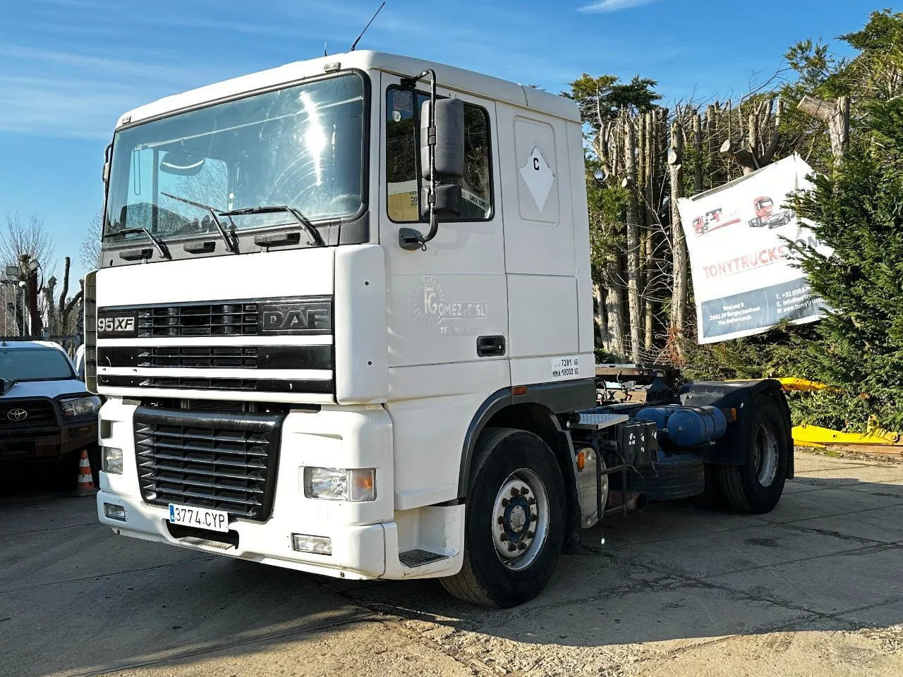 DAF XF 95.380 4X2 Tractor-unit Spring/Air ZF Manual DAF XF 95.380 4X2 Tractor-unit Spring/Air ZF Manual - Trekker: afbeelding 2 DAF XF 95.380 4X2 Tractor-unit Spring/Air ZF Manual DAF XF 95.380 4X2 Tractor-unit Spring/Air ZF Manual - Trekker: afbeelding 2
