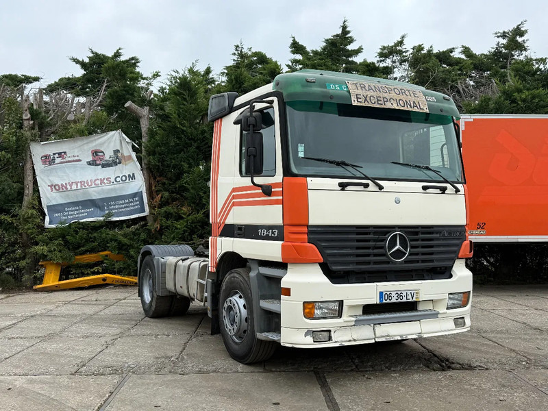 Mercedes-Benz Actros 1843 V6 4X2 Tractor-unit Spring/Air PTO EPS HUP REDUCTION - Trekker: afbeelding 1 Mercedes-Benz Actros 1843 V6 4X2 Tractor-unit Spring/Air PTO EPS HUP REDUCTION - Trekker: afbeelding 1