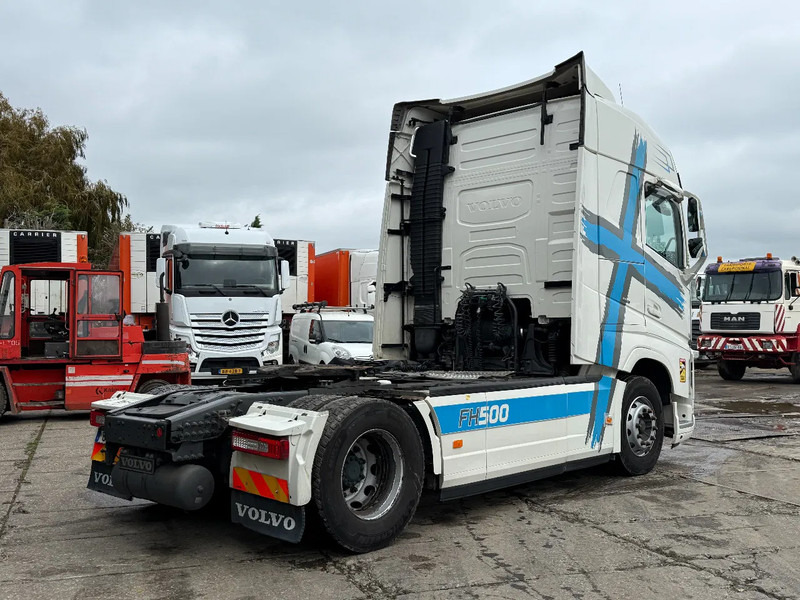 Volvo FH 13.460 4X2 Tractor-unit Spring/Air Retarder Full spoiler Euro6 - Trekker: afbeelding 4 Volvo FH 13.460 4X2 Tractor-unit Spring/Air Retarder Full spoiler Euro6 - Trekker: afbeelding 4