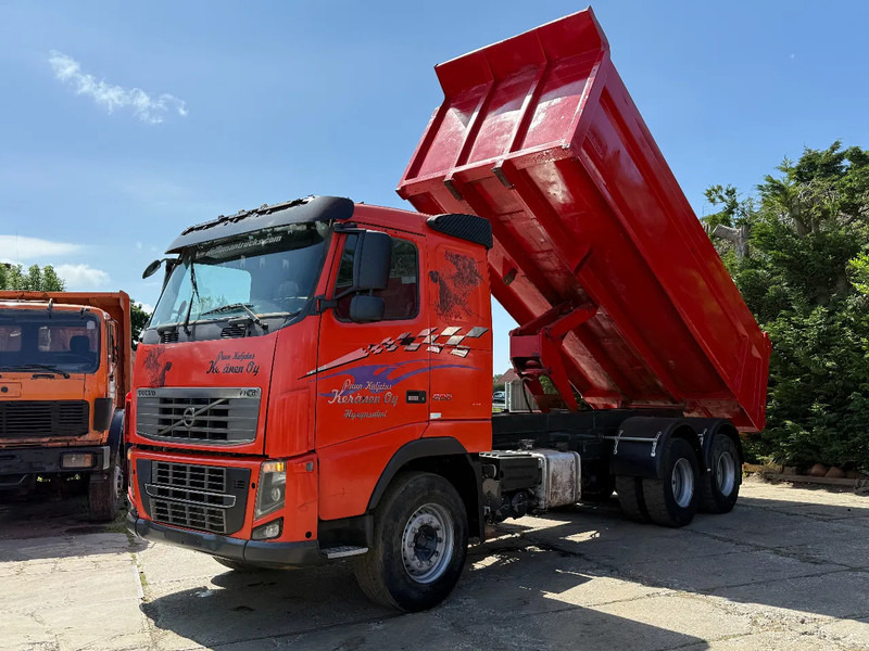 Volvo FH 16.600 6X4 Tipper Spring/Spring Euro5 - Kipper vrachtwagen: afbeelding 2 Volvo FH 16.600 6X4 Tipper Spring/Spring Euro5 - Kipper vrachtwagen: afbeelding 2