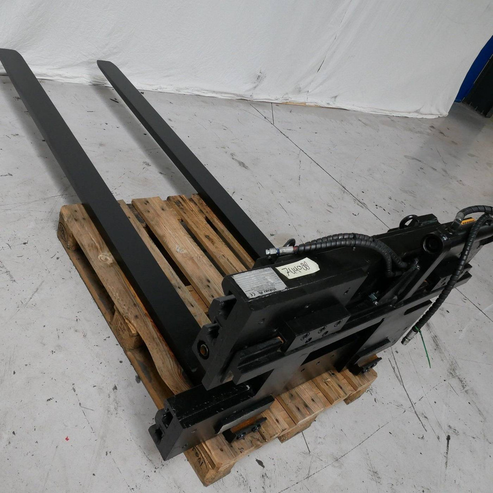 Stabau Fork positioner with separate side shift - Aanbouwdeel: afbeelding 1 Stabau Fork positioner with separate side shift - Aanbouwdeel: afbeelding 1