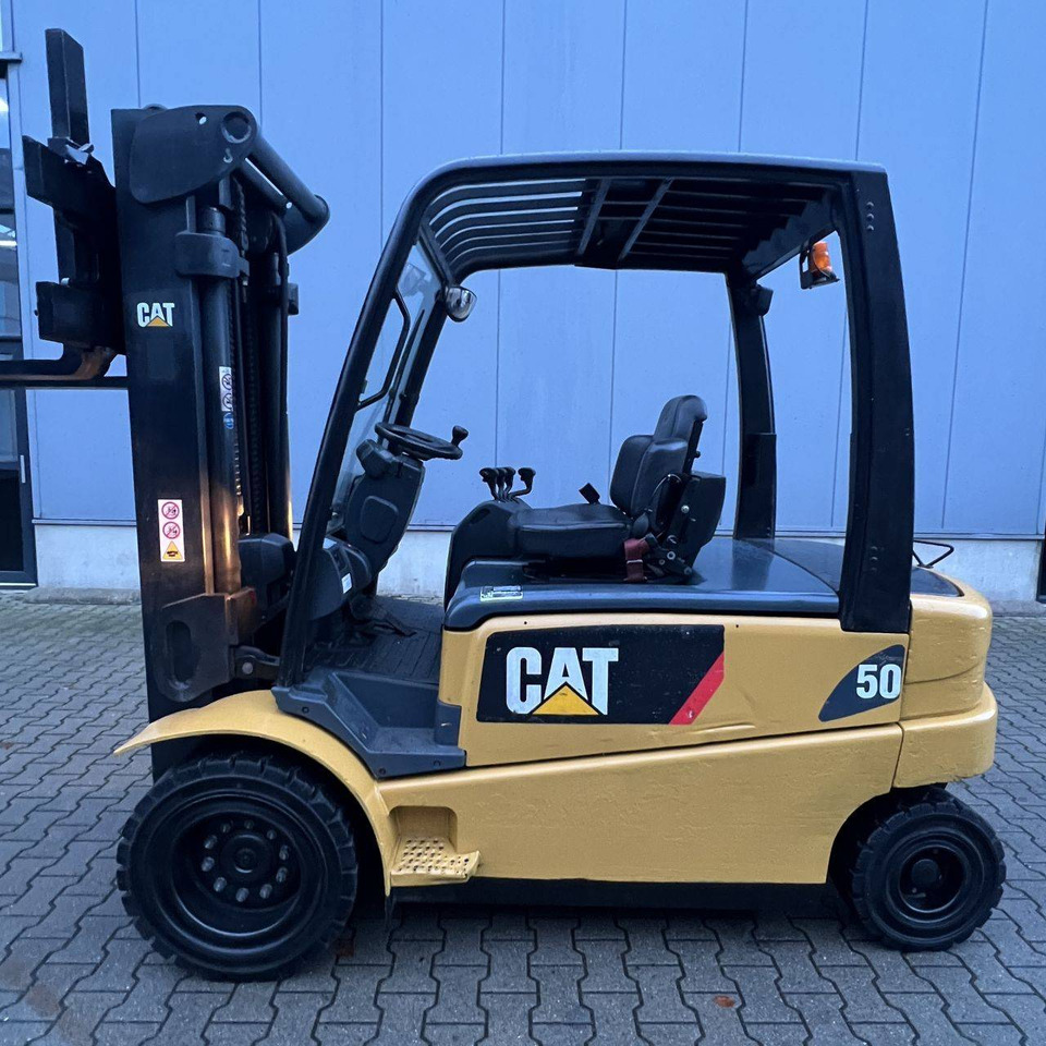 Caterpillar EP50 - Elektrische heftruck: afbeelding 2 Caterpillar EP50 - Elektrische heftruck: afbeelding 2