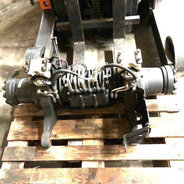 Complete Front axle for Linde E35L/ 387/ - Vooras voor Intern transport: afbeelding 1 Complete Front axle for Linde E35L/ 387/ - Vooras voor Intern transport: afbeelding 1