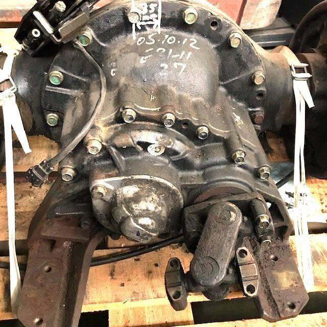 Complete front axle for Caterpillar - As en onderdelen voor Intern transport: afbeelding 2 Complete front axle for Caterpillar - As en onderdelen voor Intern transport: afbeelding 2